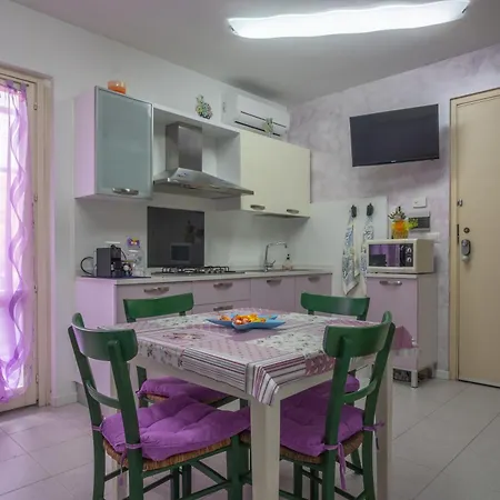 R12 - A 150 Mt Dalle Spiagge * Numana
